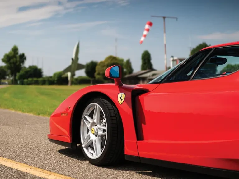 2003 Ferrari Enzo - Image 29 of 31