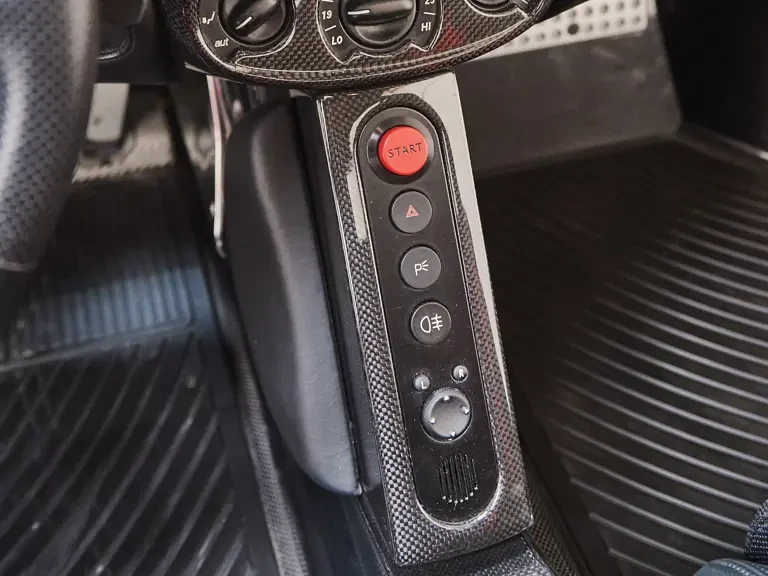 2003 Ferrari Enzo - Image 11 of 19