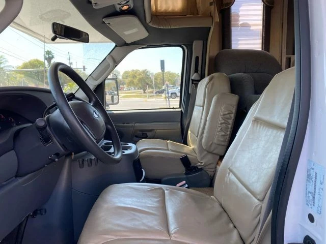 2003 Ford Econoline Van - Image 31 of 31