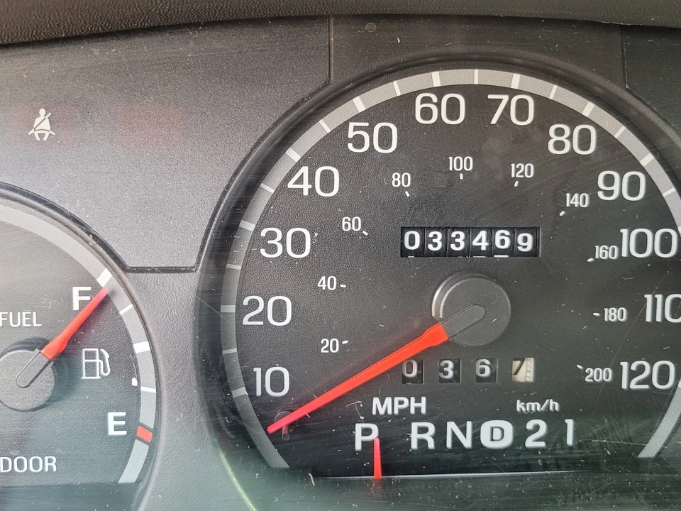 2003 Ford Crown Victoria - Image 20 of 21