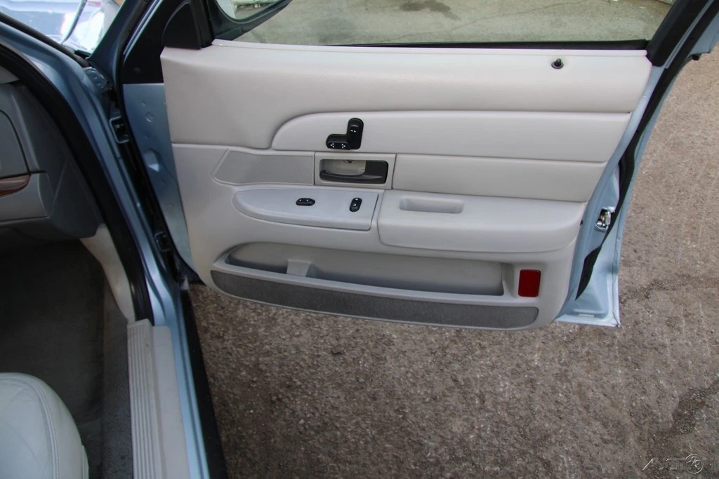 2003 Ford Crown Victoria - Image 21 of 21