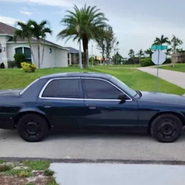 2003 Ford Crown Victoria P71 Police Interceptor
