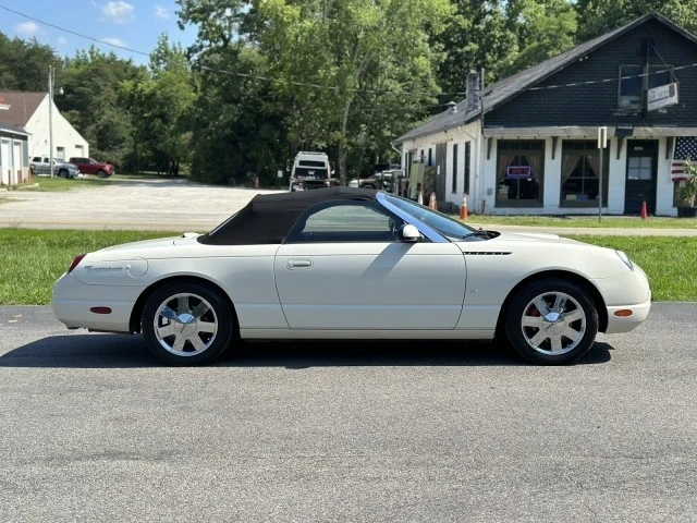 2003 Ford Thunderbird 11th Gen - Image 4 of 20