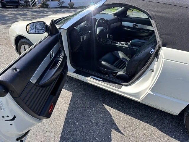 2003 Ford Thunderbird 11th Gen - Image 16 of 20