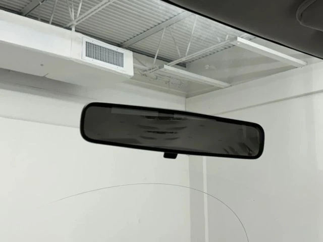 2003 Ford Econoline Van - Image 20 of 31
