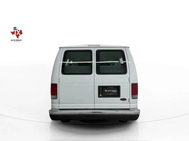 2003 Ford Econoline Van - Image 8 of 31