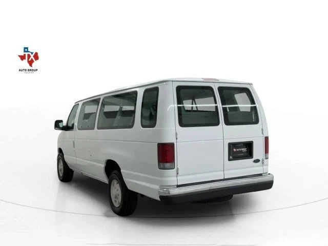 2003 Ford Econoline Van - Image 3 of 31