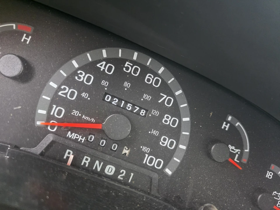 2003 Ford Econoline Van - Image 9 of 21