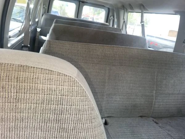 2003 Ford Econoline Van - Image 6 of 9