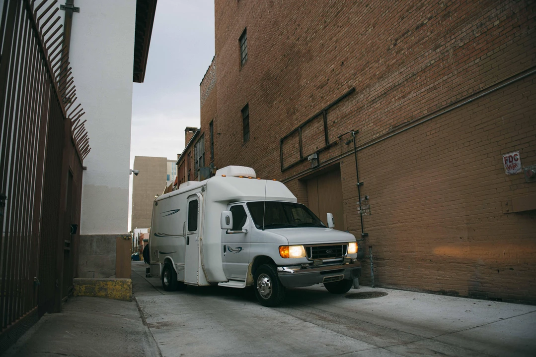 2003 Ford Econoline Van - Image 14 of 31