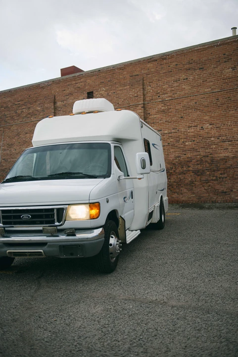 2003 Ford Econoline Van - Image 7 of 31