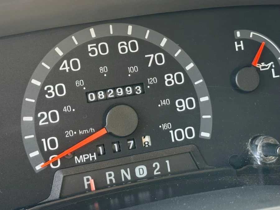 2003 Ford Econoline Van - Image 5 of 11
