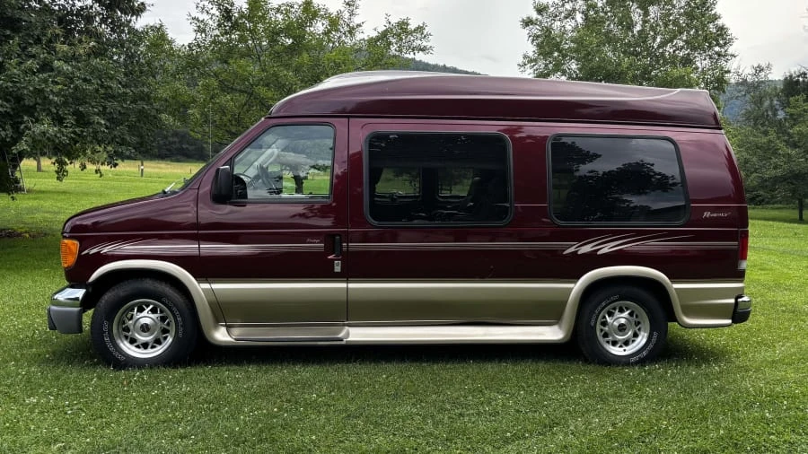 2003 Ford Econoline Van - Image 4 of 4