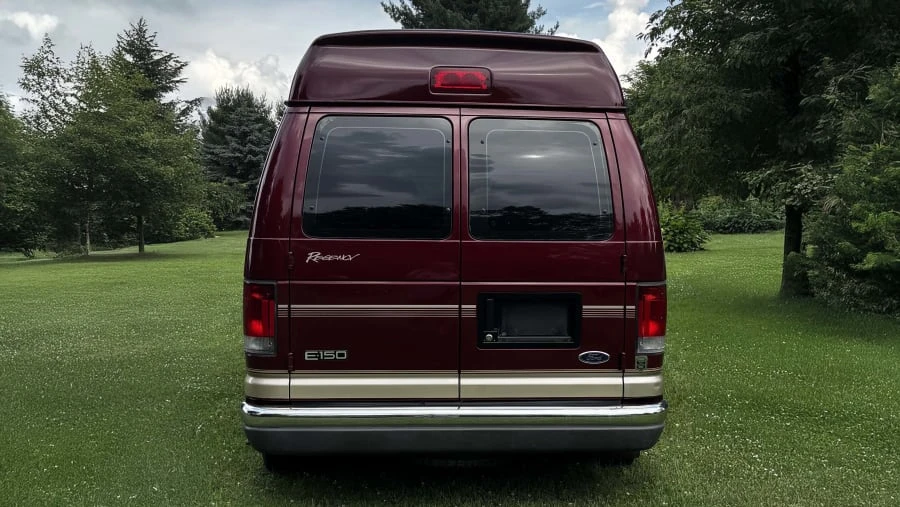 2003 Ford Econoline Van - Image 3 of 4