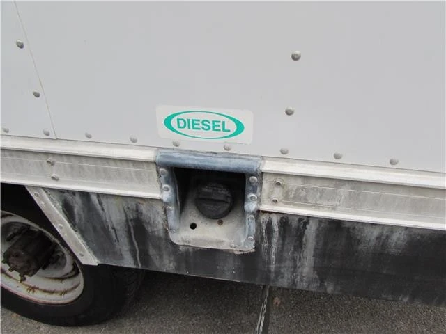 2003 Ford Econoline Van - Image 6 of 18
