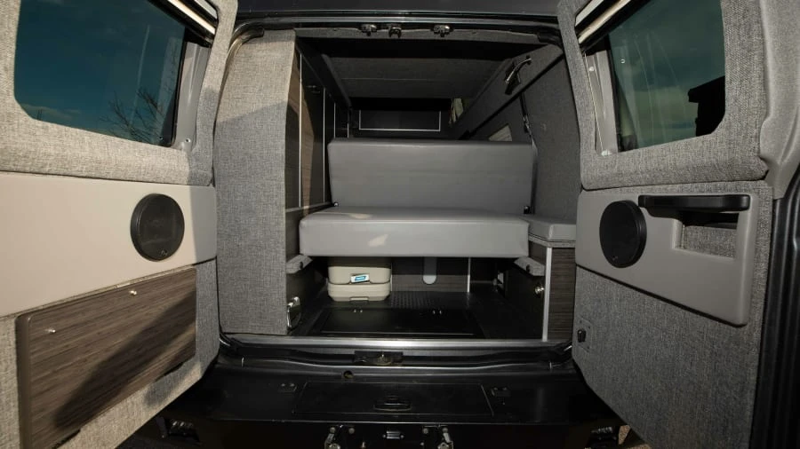 2003 Ford Econoline Van - Image 22 of 27