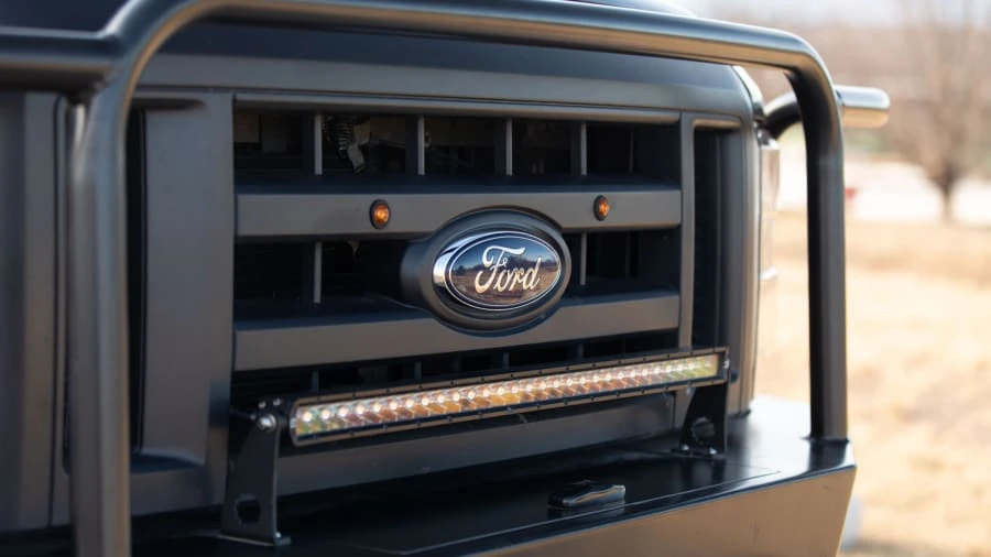 2003 Ford Econoline Van - Image 24 of 27