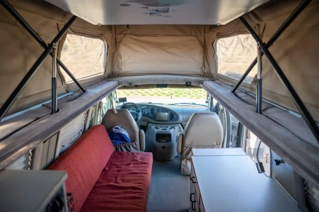 2003 Ford Econoline Van - Image 6 of 8