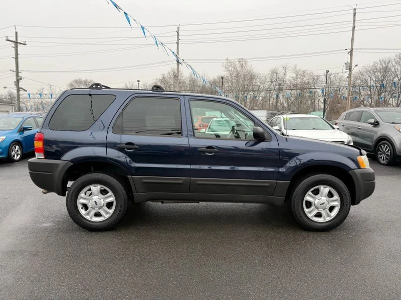 2003 Ford Escape - Image 9 of 12