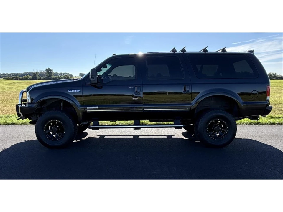 2003 Ford Excursion - Image 23 of 31