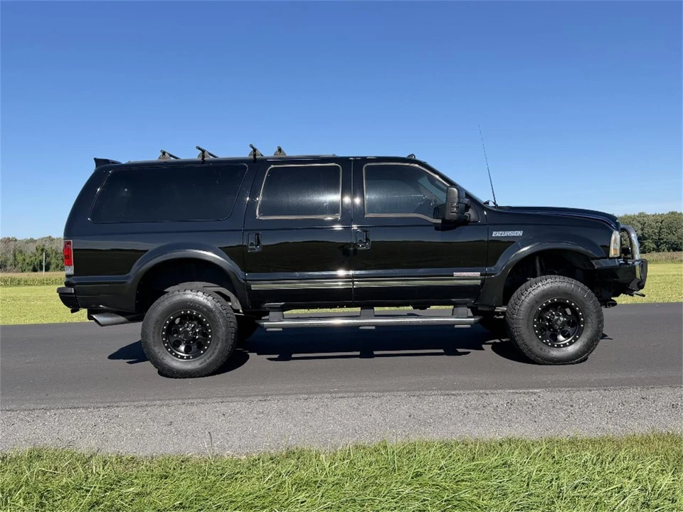 2003 Ford Excursion - Image 19 of 31