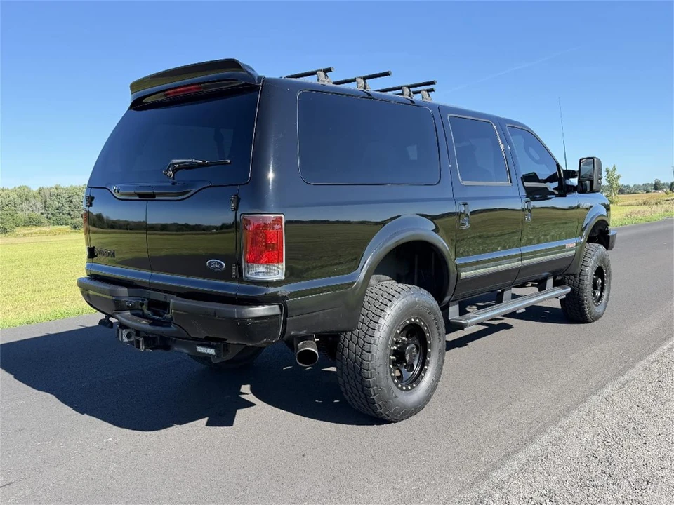 2003 Ford Excursion - Image 25 of 31