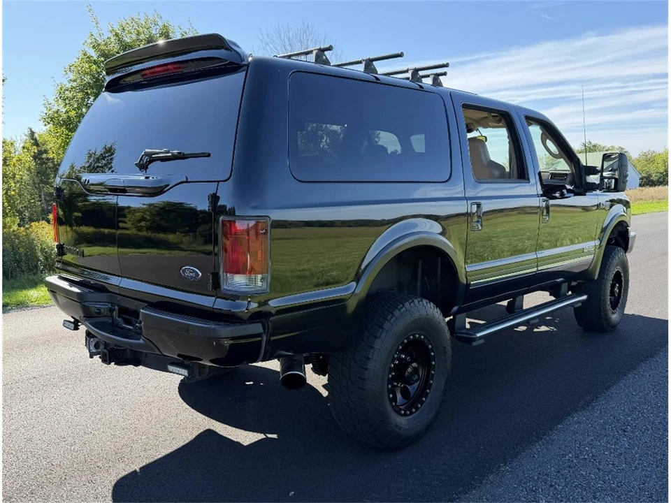 2003 Ford Excursion - Image 11 of 31