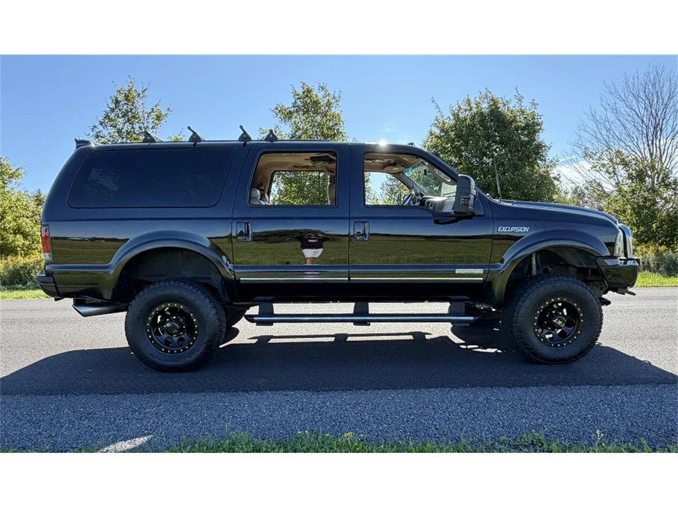 2003 Ford Excursion - Image 12 of 31