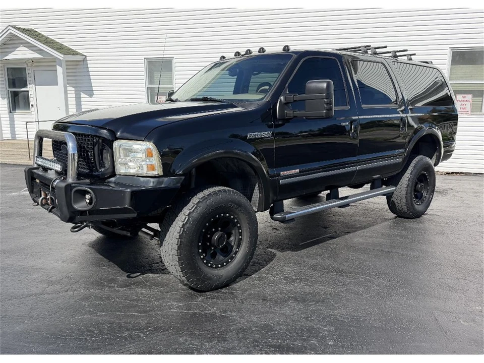 2003 Ford Excursion - Image 2 of 31