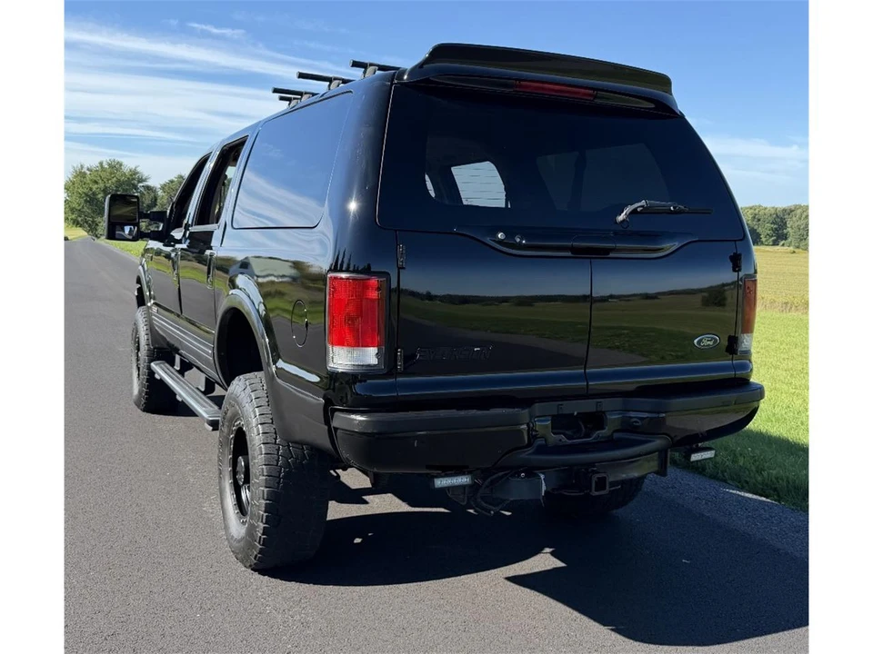 2003 Ford Excursion - Image 8 of 31