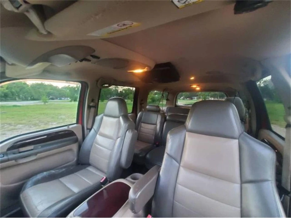 2003 Ford Excursion - Image 9 of 22