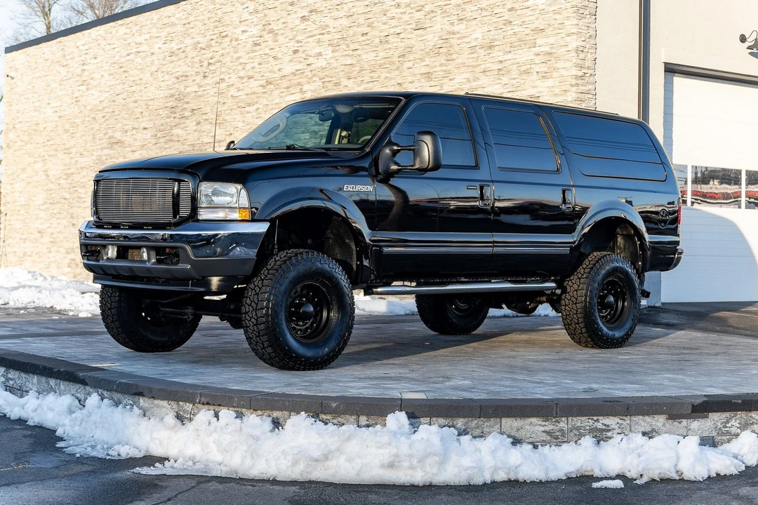 2003 Ford Excursion - Image 11 of 21