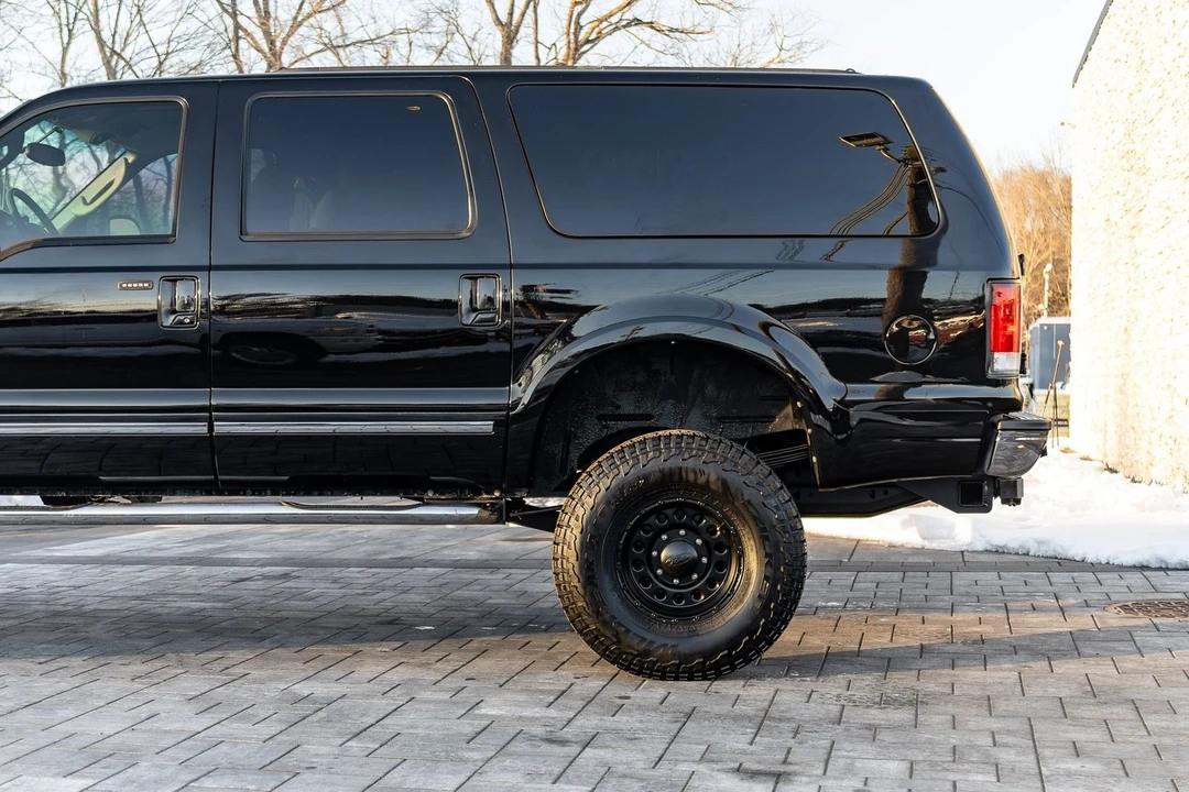 2003 Ford Excursion - Image 16 of 21