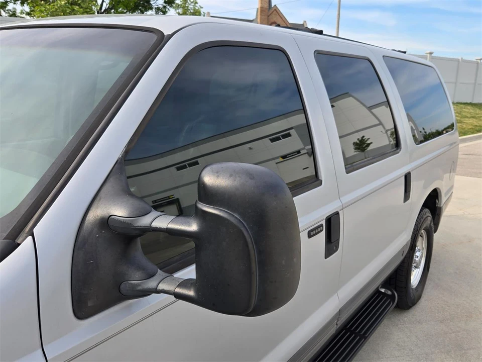 2003 Ford Excursion - Image 27 of 31