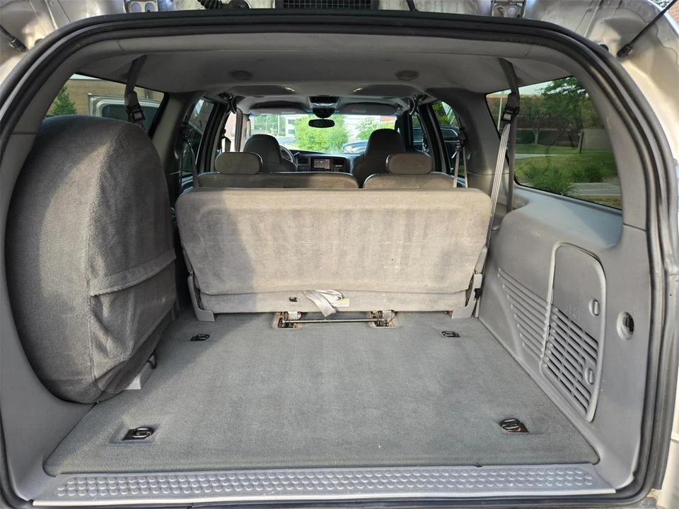 2003 Ford Excursion - Image 17 of 31