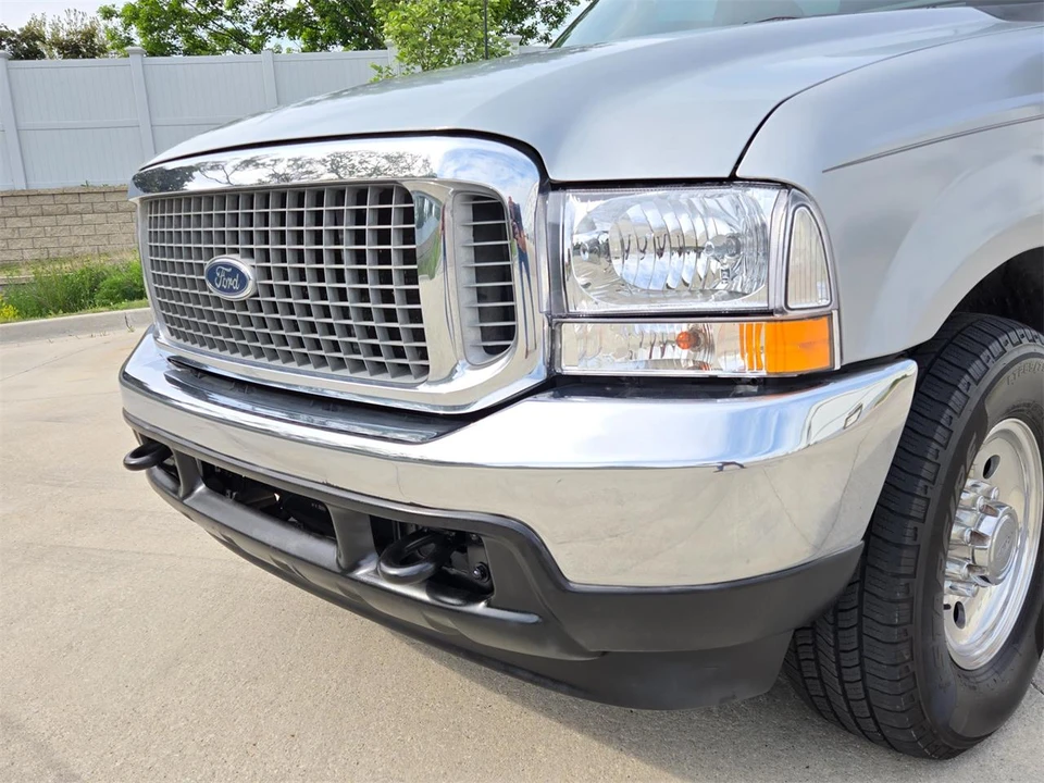 2003 Ford Excursion - Image 22 of 31