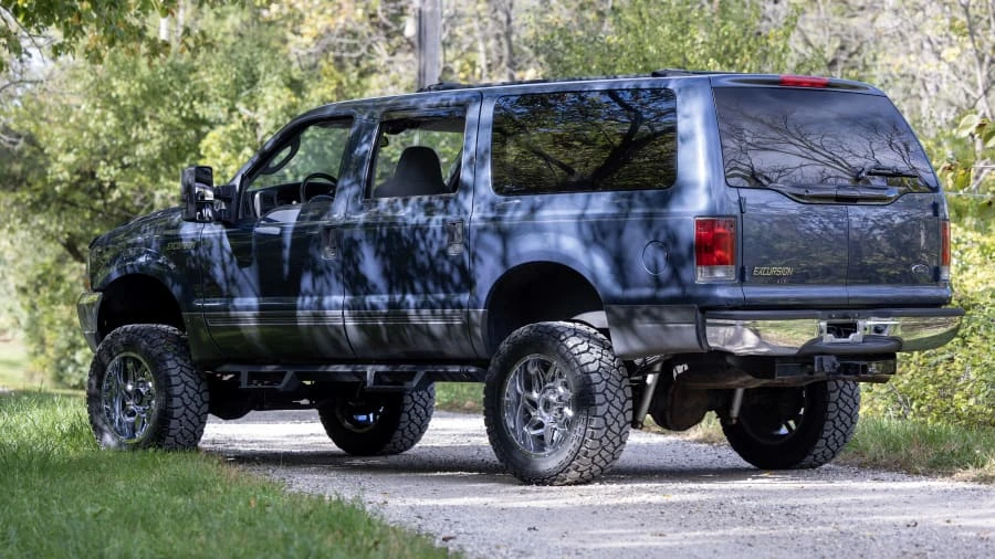 2003 Ford Excursion - Image 28 of 31