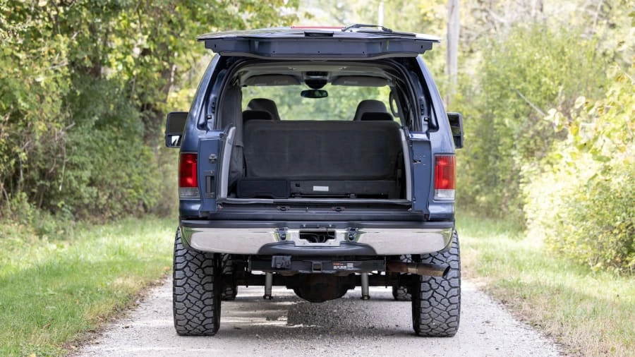 2003 Ford Excursion - Image 27 of 31