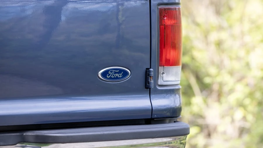 2003 Ford Excursion - Image 16 of 31
