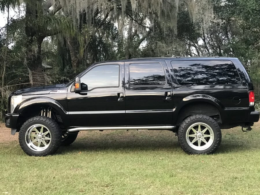 2003 Ford Excursion - Image 2 of 2