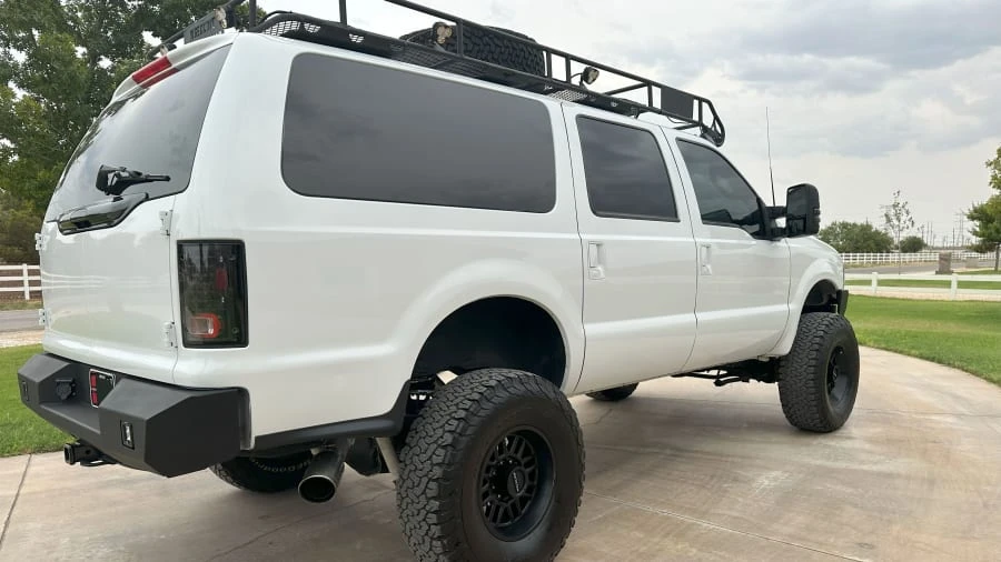 2003 Ford Excursion - Image 3 of 24
