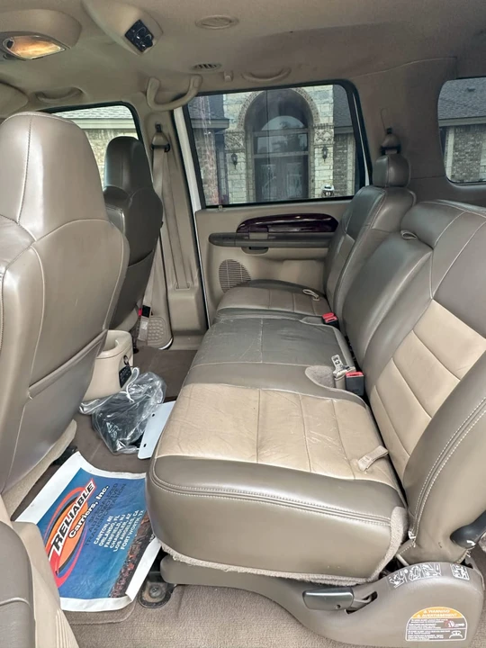 2003 Ford Excursion - Image 12 of 24