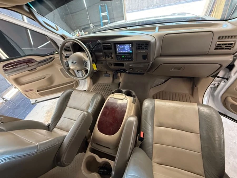 2003 Ford Excursion - Image 7 of 11