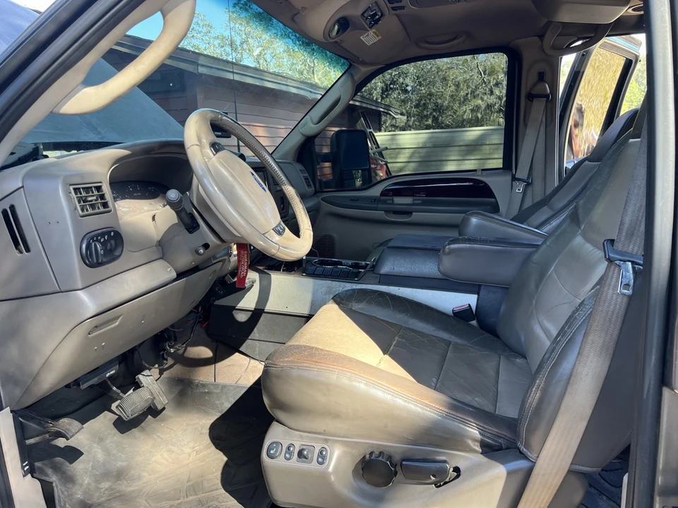 2003 Ford Excursion - Image 10 of 12