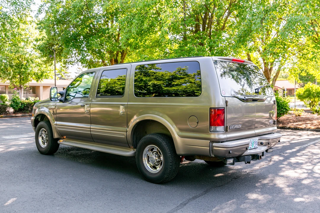 2003 Ford Excursion - Image 6 of 31