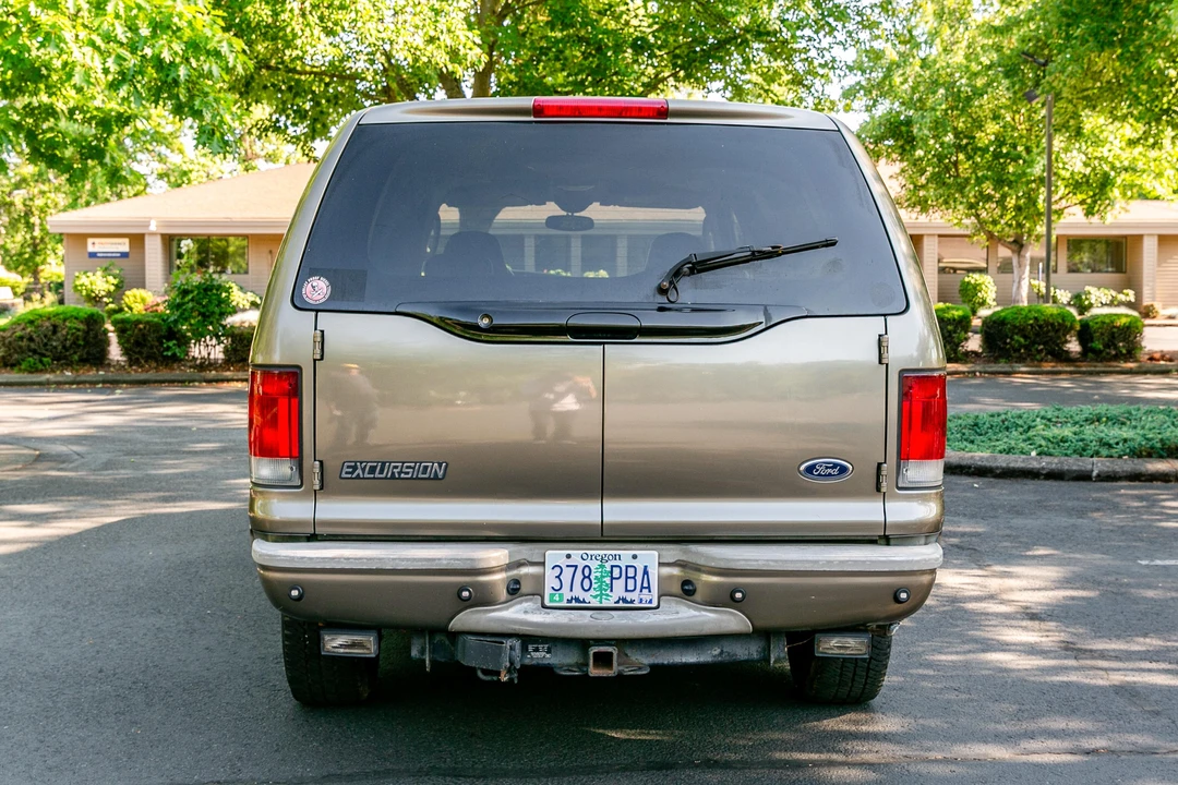2003 Ford Excursion - Image 5 of 31