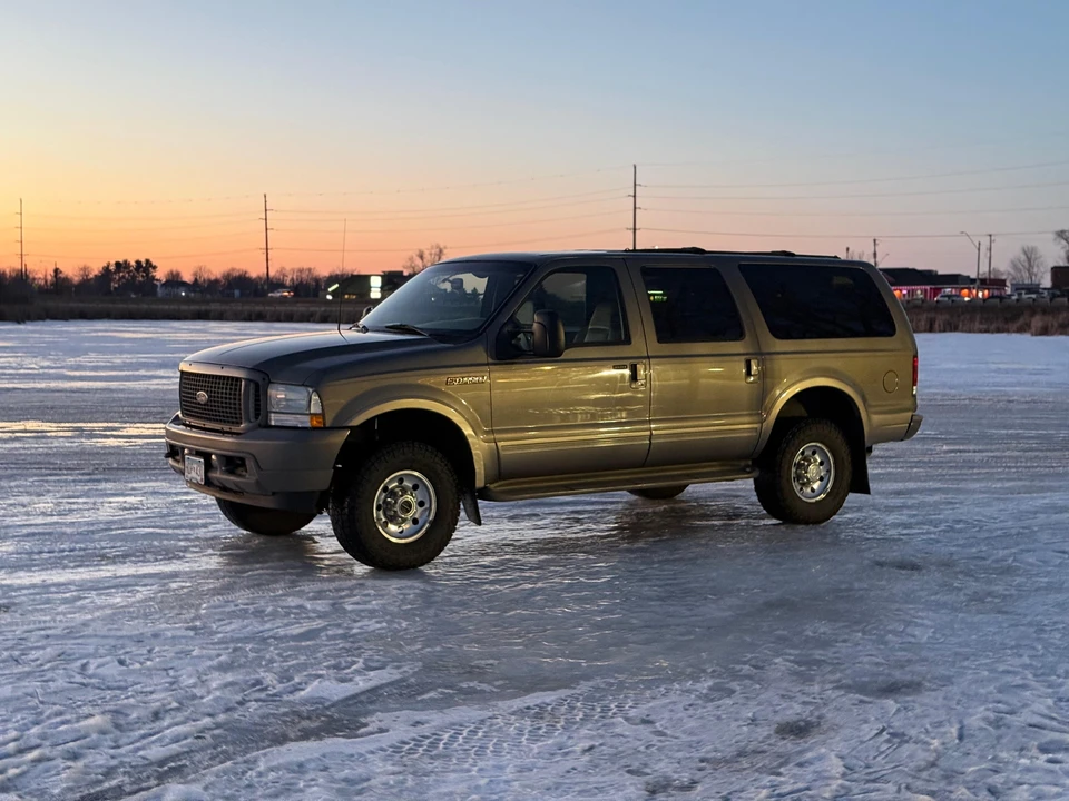2003 Ford Excursion - Image 13 of 31
