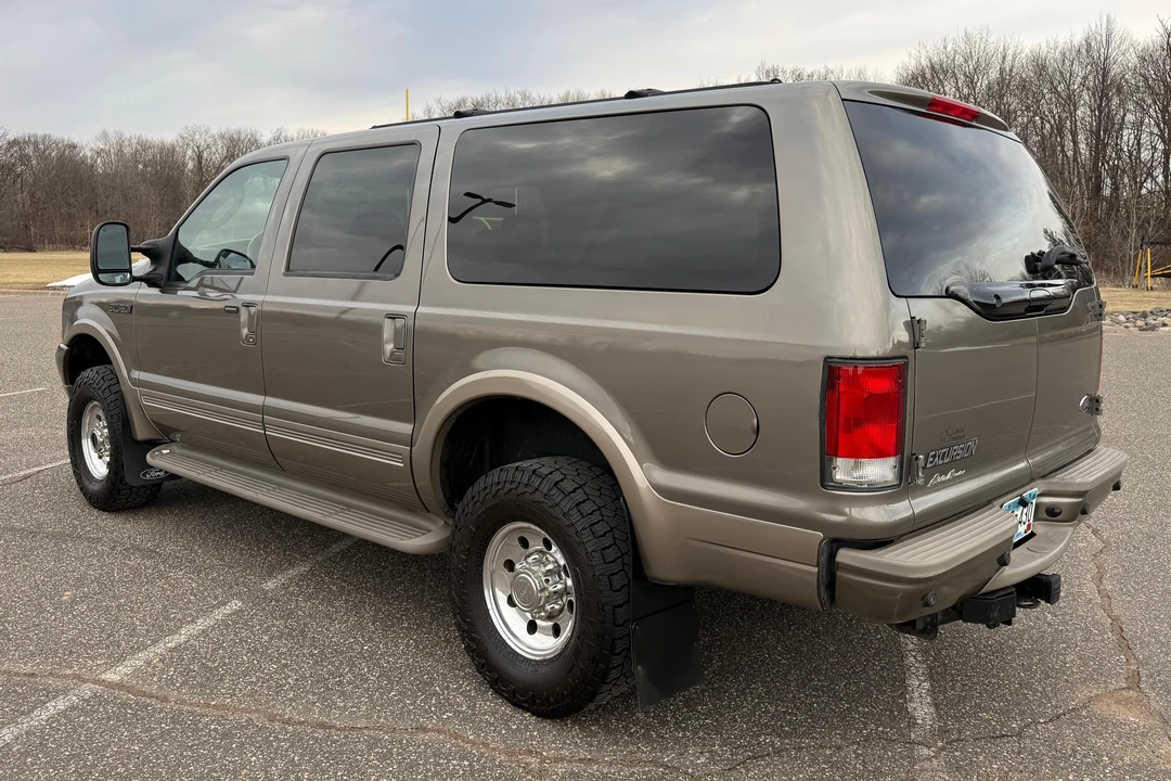 2003 Ford Excursion - Image 4 of 31