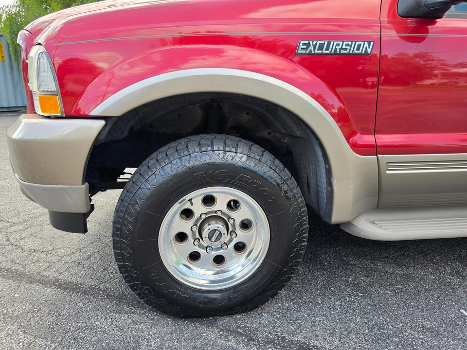 2003 Ford Excursion - Image 15 of 31