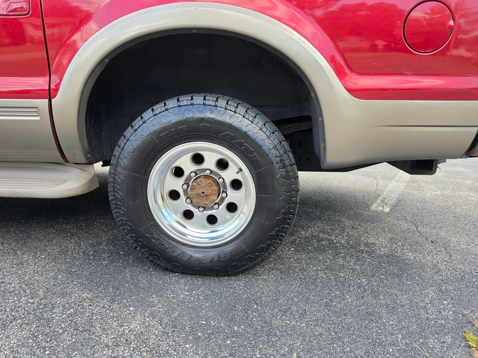 2003 Ford Excursion - Image 16 of 31